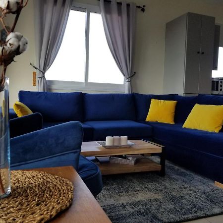Penthouse Apartment Universal Пафос Экстерьер фото